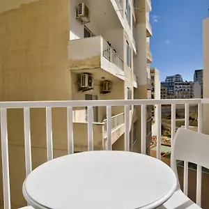 2-bedroom And Penthouse With Jacuzzi Apartamento Sliema